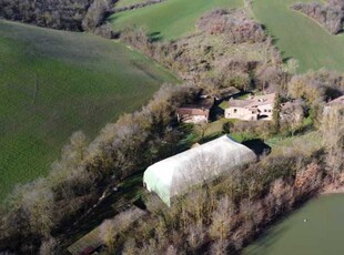 Agriturismo in Vendita ad Castel San Pietro Terme - 699000 Euro