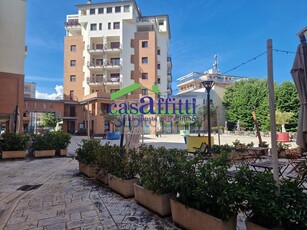 Appartamento in Vendita a Chieti, zona Chieti Scalo Centro, 200'000€, 132 m²