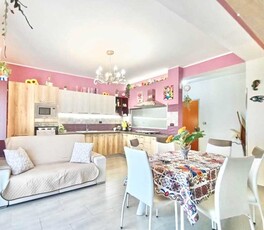 Appartamento in Vendita ad Belpasso - 85000 Euro
