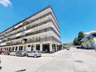 Appartamento in Via Canova , 8, Caserta (CE)