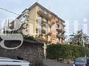 Appartamento in Via Nuovalucello, 25, Catania (CT)