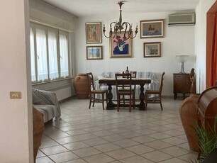 Appartamento in Villa Quadri-familiare in Vendita a Castiglione della Pescaia - Zona Val delle Cannucce | Giardino Privato e Terrazza Ampia