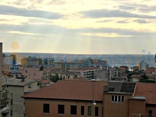 Appartamento Trilocale in vendita a Pietra Ligure