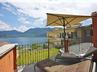 Appartamento vacanze per 4 persone con vista lago