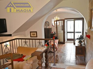 Casa Indipendente in vendita a Ascoli Piceno