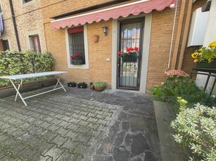 Casa Indipendente in Vendita a Ferrara, zona Centro storico, 168'000€, 88 m², arredato