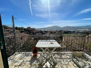 Casa Singola con Vista Mare in Vendita a Portoferraio