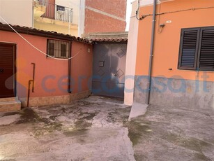 Casa singola in vendita in Via Manzoni, Misterbianco