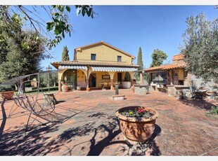 Casolare con Vista Mare in Vendita a Campiglia Marittima, Toscana