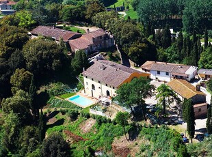 In Vendita: Un'oasi di Pace nelle Colline di Santa Maria a Monte, Toscana