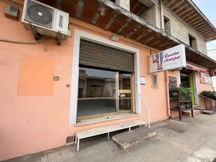 Negozio in affitto a Manduria, Via per Avetrana, 77 - Manduria, TA