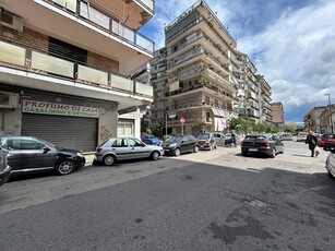 Negozio in Vendita a Napoli, 80'000€, 30 m²