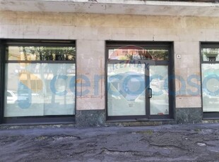 Negozio in vendita in Viale Matteotti 6, Salsomaggiore Terme