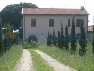 Rustico casale in vendita a Campiglia Marittima