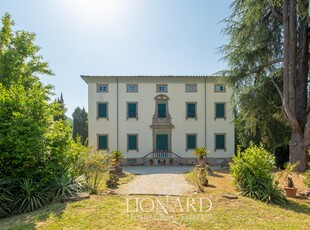 Splendida villa d'epoca vicino a Lucca