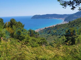 Terreno edificabile in vendita a Alassio