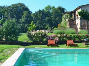 Villa 8-10 persone con piscina privata in tipico stile toscano