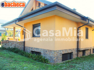 Villa a Canegrate di 220..