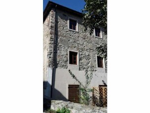 Villa Bifamiliare in Vendita ad Trento - 345000 Euro