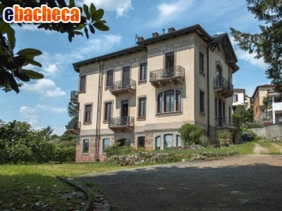 Villa a Solbiate Arno di..