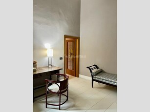 Appartamento in Affitto a Firenze, zona Campo di Marte, 1'500€, 78 m², arredato