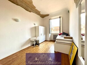 Appartamento in Affitto a Firenze, zona Oltrarno, 2'650€, 150 m², arredato