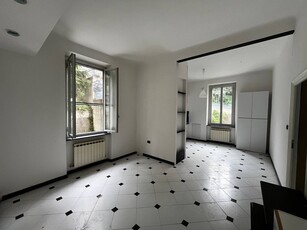 Appartamento in Affitto a Genova, zona Principe, 450€, 75 m²