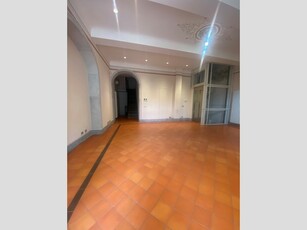 Appartamento in Affitto a Lucca, zona Centro Storico, 6'000€, 520 m²