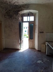 Appartamento in Piazza Mazzini 11 a Camporosso