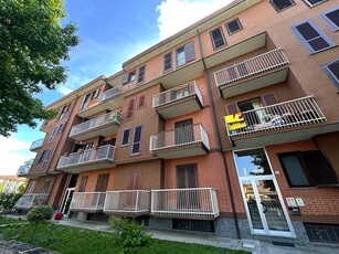 Appartamento in Vendita a Asti, zona Trincere, 89'000€, 87 m²