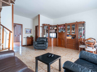 appartamento in vendita a Cesano Boscone