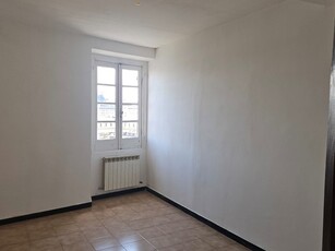 Appartamento in Vendita a Genova, 159'000€, 120 m²