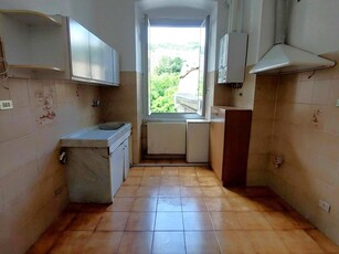 Appartamento in Vendita a Genova, zona Marassi, 39'000€, 56 m²