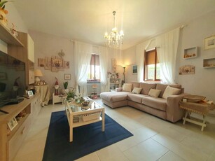 Appartamento in Vendita a Lucca, 195'000€, 130 m², arredato