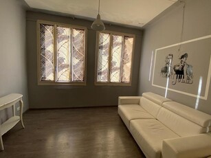 Appartamento in Vendita a Lucca, 400'000€, 150 m²