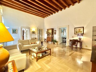 Appartamento in Vendita a Taranto, 228'000€, 230 m²