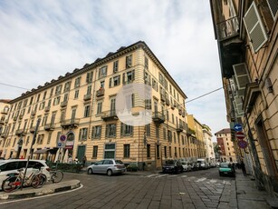 Appartamento in Vendita a Torino, 950'000€, 1090 m²