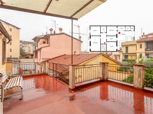 Appartamento in Via del Castagno in zona Zarini a Prato