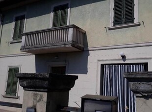 Appartamento in Via Dell'Olmo 71 in zona la Villa a Campi Bisenzio