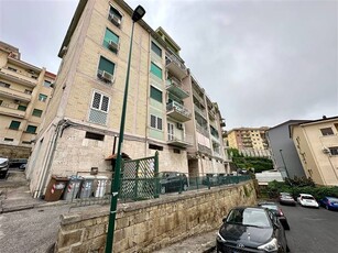 Appartamento in Via po 31/33 in zona Fuorigrotta a Napoli