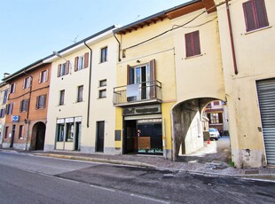 Appartamento indipendente in Via Milano 1 a Barlassina