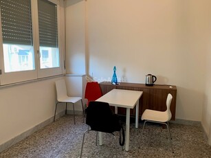 Bilocale in Affitto a Catania, zona Via Umberto, 380€, 37 m²