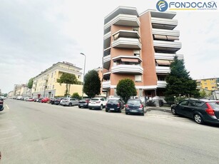 Bilocale in Vendita a Milano, zona Cermenate, 180'000€, 45 m²