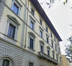 Bilocale in Viale Giovanni Milton in zona Libertà, Savonarola a Firenze
