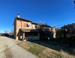 Casa Bi - Trifamiliare in Vendita a Castiglione del Lago Sanfatucchio