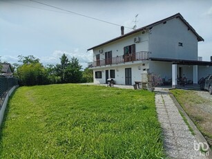 Casa indipendente 14 locali di 320 m² in Alessandria