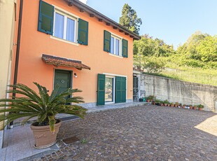 Casa indipendente 5 locali di 100 m² in Campomorone