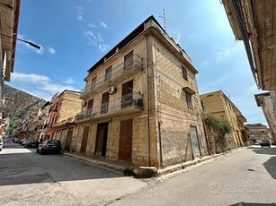 Casa indipendente a Partinico, Via Torino