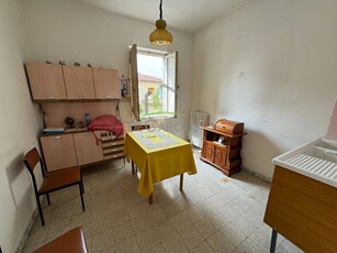 Casa Indipendente in Vendita a Ascoli Piceno, zona Villa Sant'Antonio, 69'000€, 100 m²