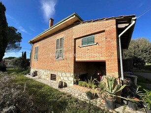 Casa indipendente in Vendita a Castiglione del Lago Pozzuolo